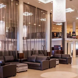West Plaza **** Веллингтон