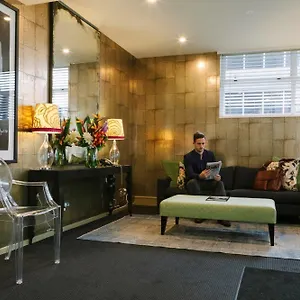 Gilmer Aparthotel