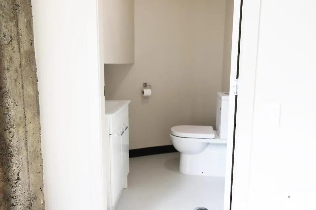 *** Aparthotel Aura Hotel Wellington New Zealand