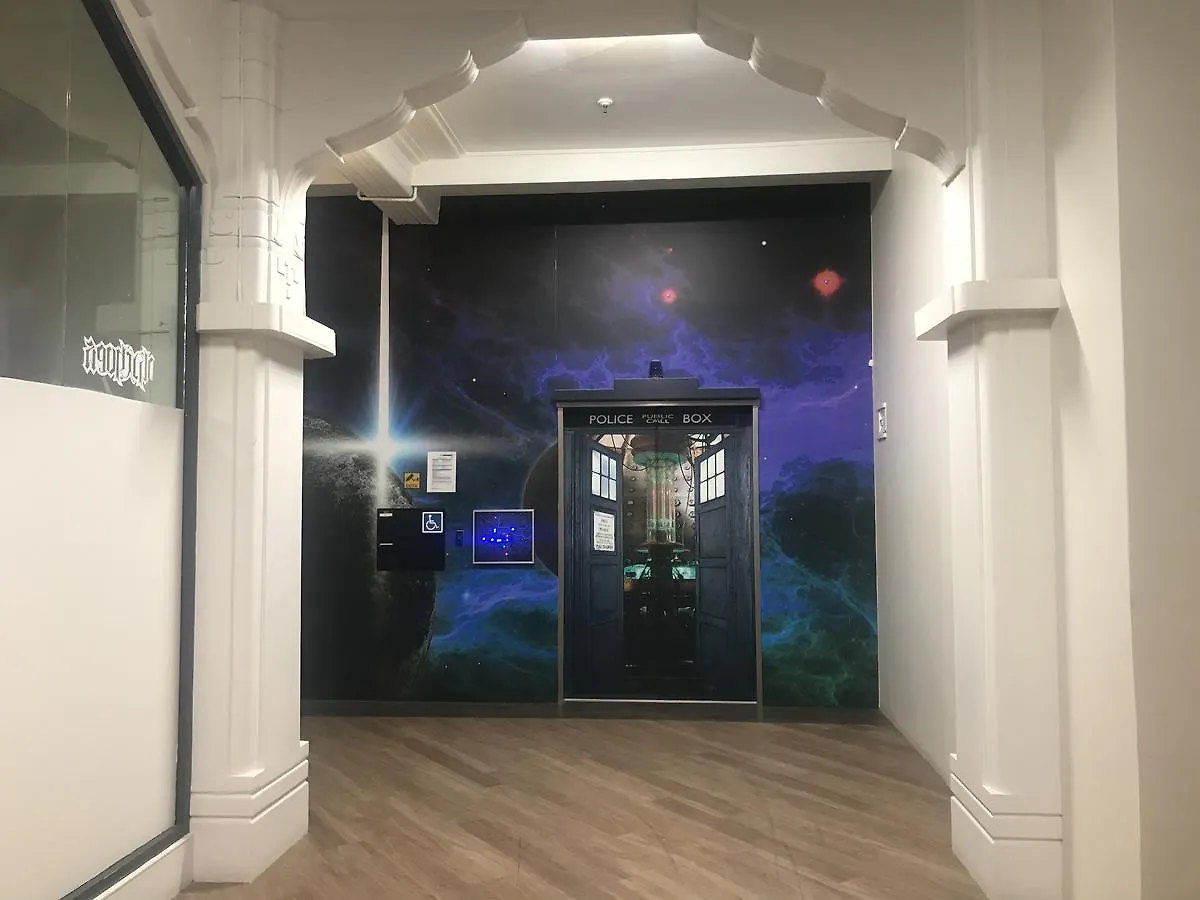 *** Aparthotel Aura Hotel Wellington New Zealand